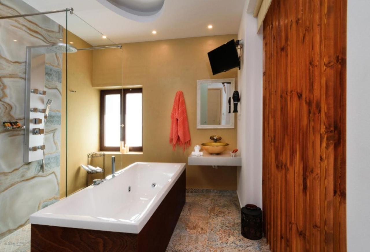 Diamond Luxury Suites Chania  Exterior foto